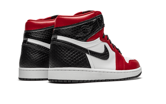 Air Jordan 1 Retro High Satin Snake Chicago